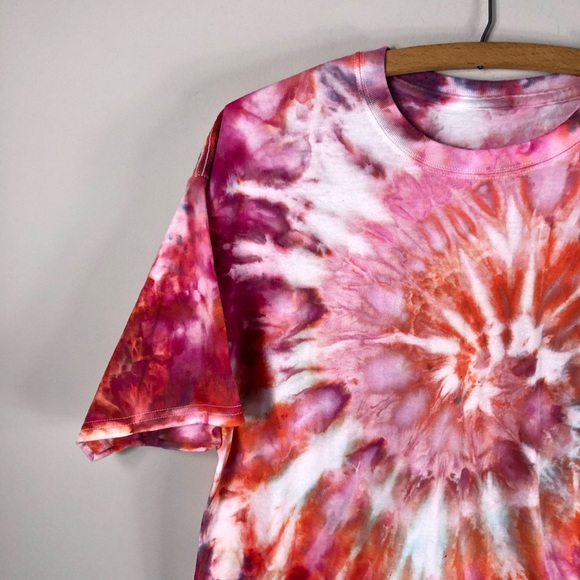 NEW Tie Dye Hand Dyed Colorful Tee Short sleeve Crewneck Shirt Cotton 842 - Picture 2 of 11
